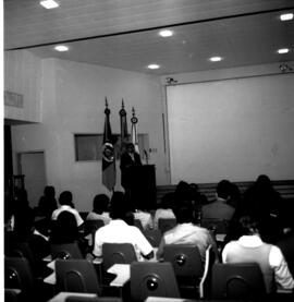 Coral UFSM – Homenagem do Reitor Mariano da Rocha aos alunos e professores estrangeiros pelo dia do Aluno Estrangeiro