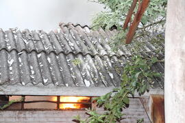 Incêndio no depósito de sucata no campus da Universidade Federal de Santa Maria
