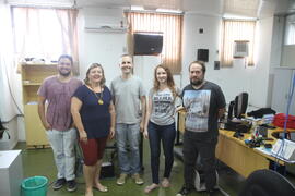 Reunião na Agência de Notícias com a representante do Arquivo Fotográfico da UFSM