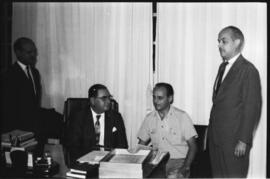 Visita de Coronel da ESFAS ao Gabinete do Vice-Reitor