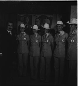 Fenarroz, III – Convite para o Reitor José Mariano da Rocha Filho da Comissão de moças