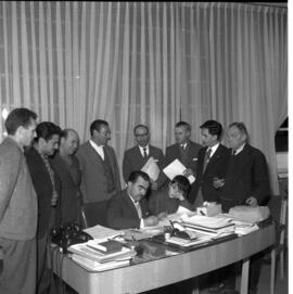 Assinatura de contrato – Restaurante universitário
