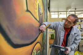 Restauração de mural no CTISM