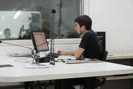 Atividades administrativas na Coordenadoria de Comunicação